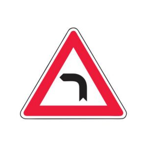 Brīdinājuma zīme Nr.104/Bīstams pagrieziens, 1200x1200mm, 2. atstarošanas klase