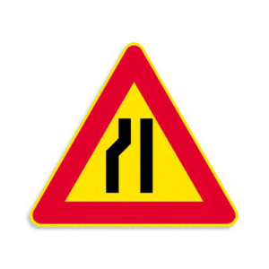 Finiera ceļa zīme Nr.109 Ceļa sašaurinājums, 900x900x900mm, 1. atstarošanas klase