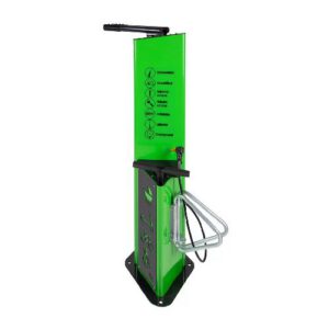 Velosipēdu remonta stacija ar rokas pumpi un statīvu (cinkota un krāsota RAL tonī)