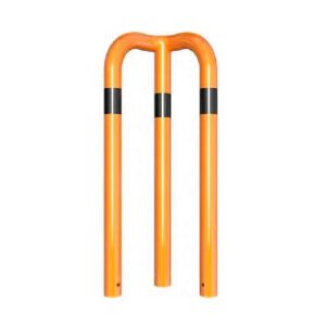 Metāla stūru aizsargbarjera (cinkota un krāsota), 350x1150mm, betonējama [SCH]